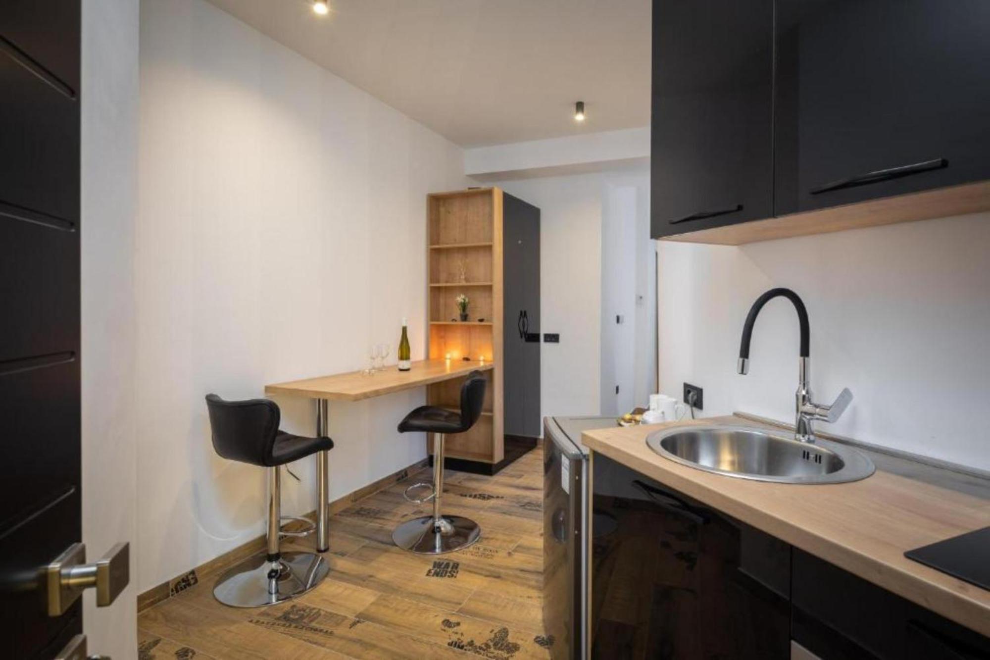 Top Rooms Split Exteriör bild