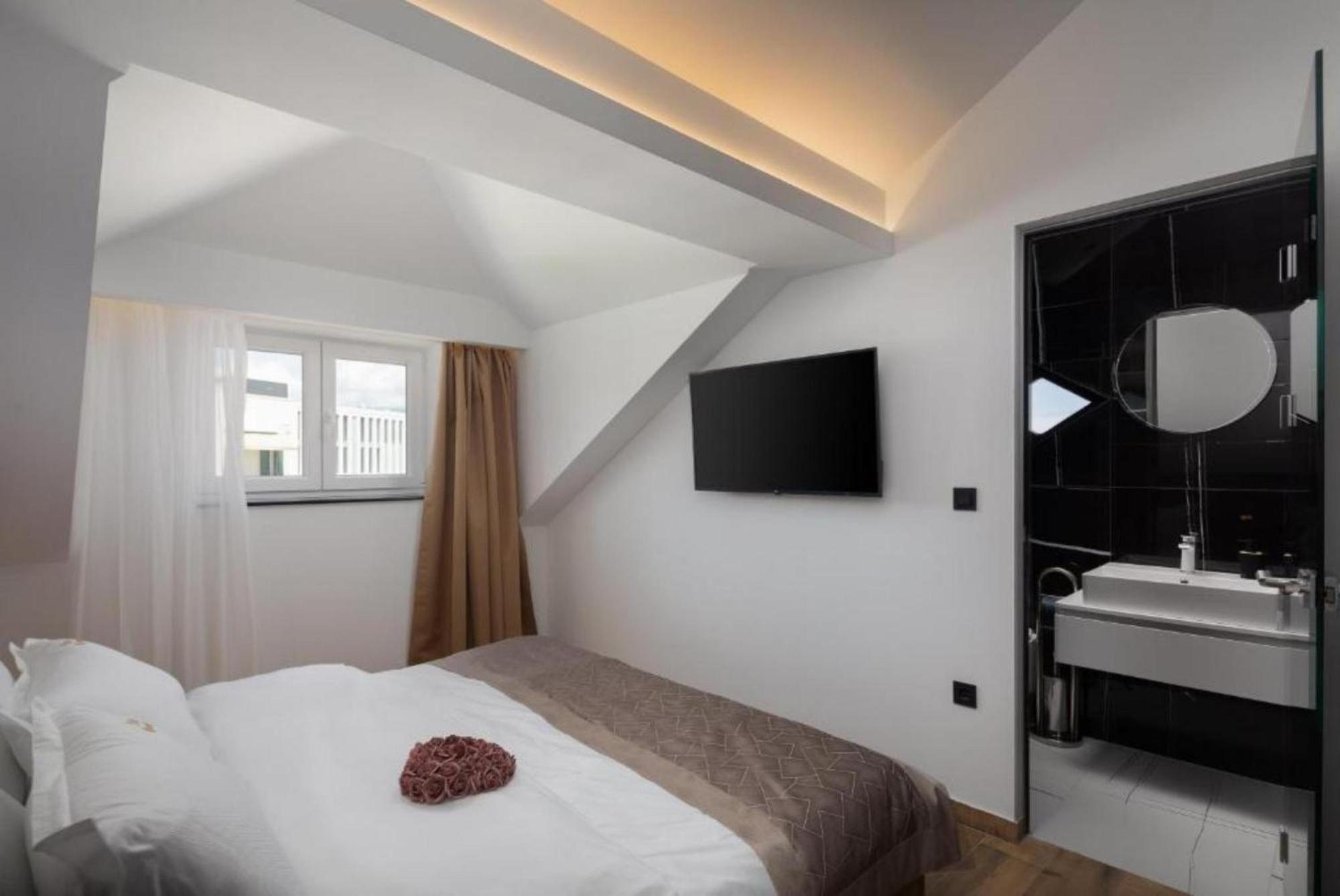 Top Rooms Split Exteriör bild