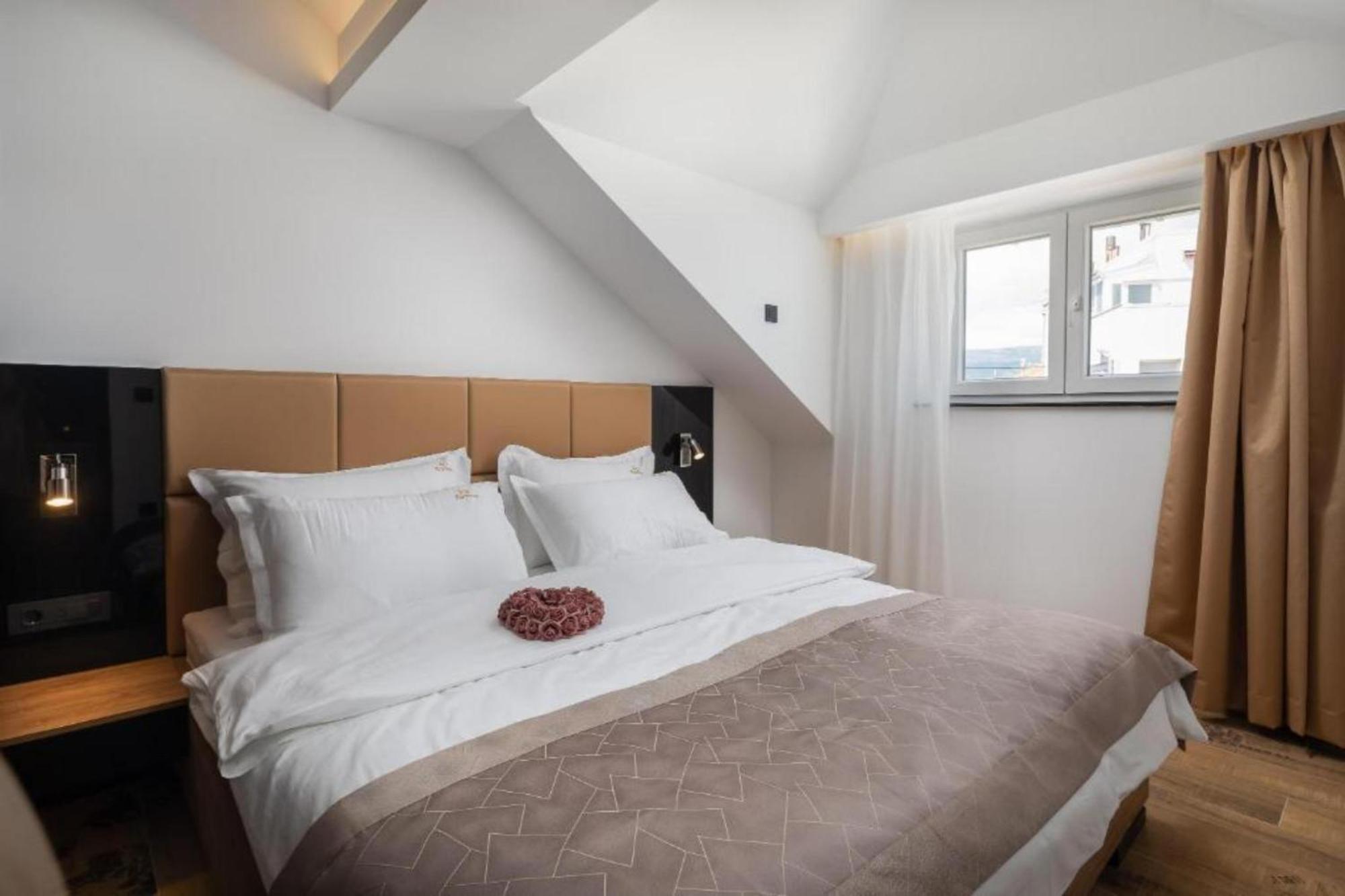 Top Rooms Split Exteriör bild